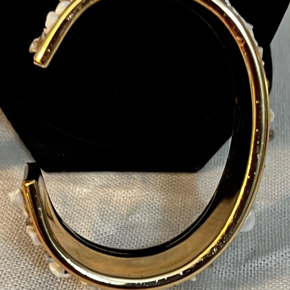 SPG Fashion Gold Tone Bling Jewelry Set. - Picture 9 of 9